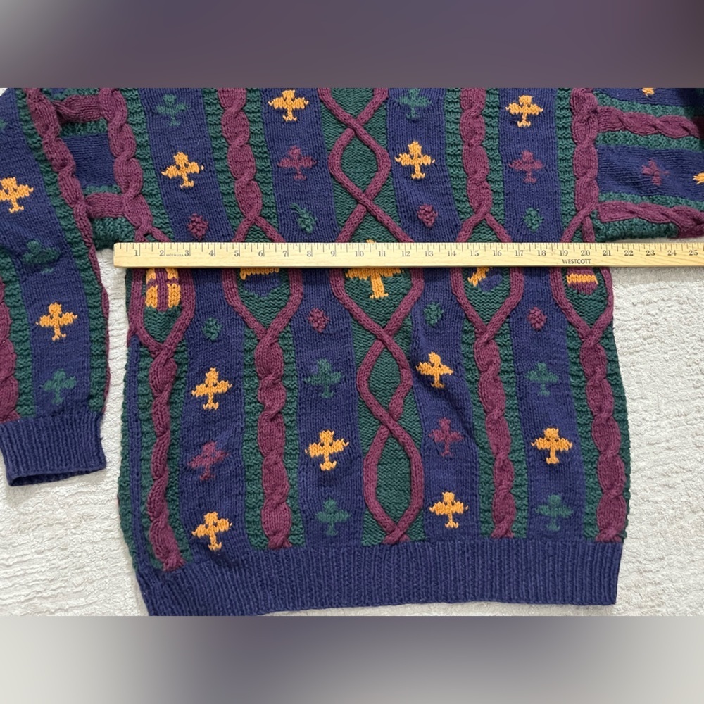 Vintage Cambridge Classics Hand Knit sweater - Picture 9 of 13